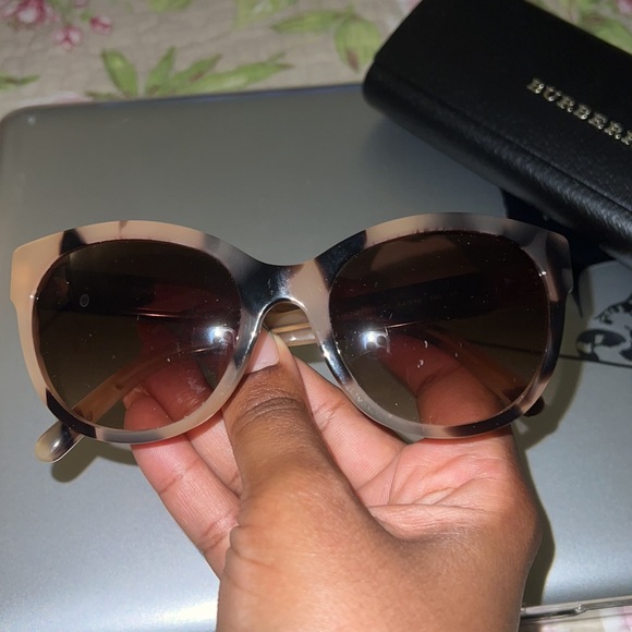 Burberry Cat Eye Light Tortoise Sunglasses - Picture 2 of 4